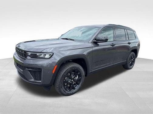 Metallic 2026 Jeep Grand Cherokee L Laredo