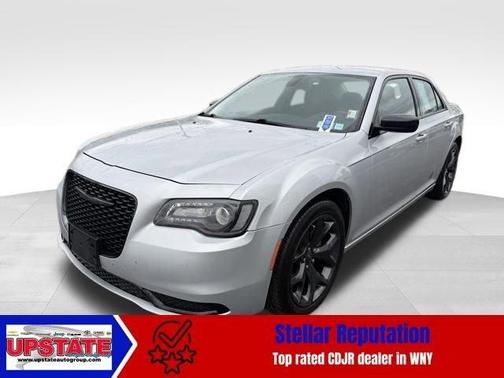 2021 Chrysler 300 Touring