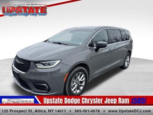 2023 Chrysler Pacifica Touring-L