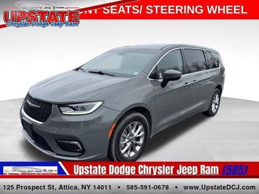 2023 Chrysler Pacifica Touring-L