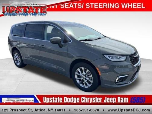 2023 Chrysler Pacifica Touring-L