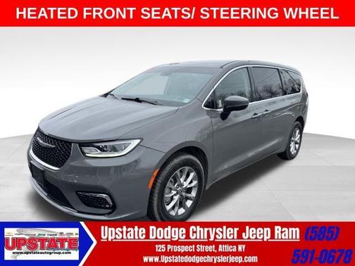 2023 Chrysler Pacifica Touring-L