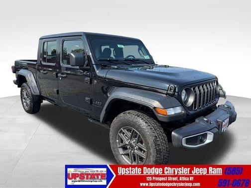 Black Clearcoat 2026 Jeep Gladiator Sport