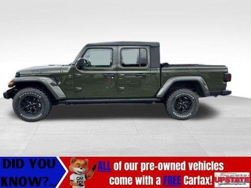 2022 Jeep Gladiator Sport