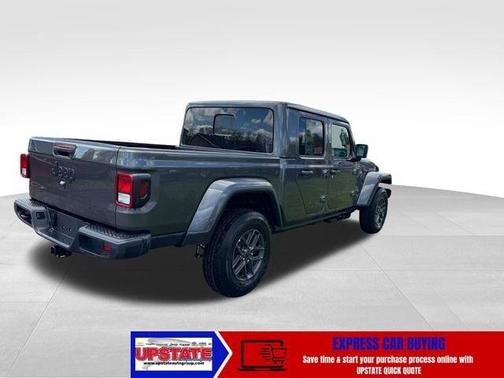Granite Crystal Clearcoat Metallic 2026 Jeep Gladiator Sport