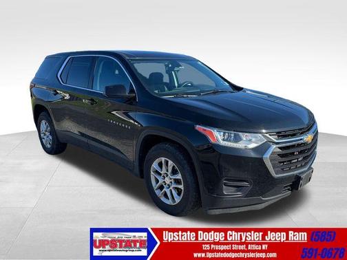 Mosaic Black Metallic 2018 Chevrolet Traverse LS