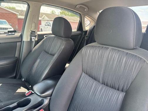 Gun Metallic 2018 Nissan Sentra SV