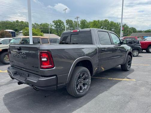 Granite Crystal Clearcoat Metallic 2026 RAM 1500 Big Horn