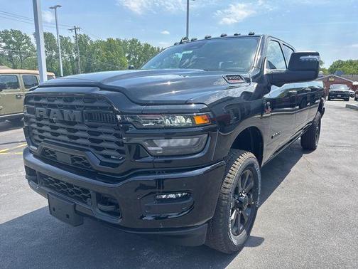 Diamond Black 2026 RAM 3500 Big Horn