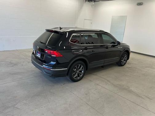 2022 Volkswagen Tiguan 2.0T SE 4MOTION