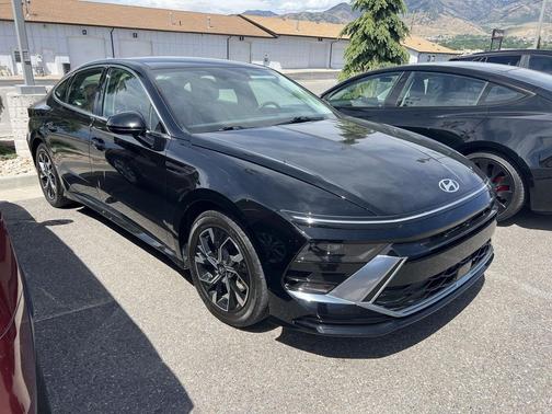 Onyx Black 2024 Hyundai SONATA SEL