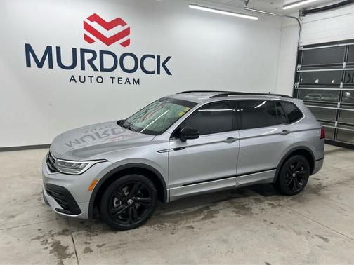 2023 Volkswagen Tiguan 2.0T SE R-Line Black 4MOTION