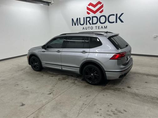 2023 Volkswagen Tiguan 2.0T SE R-Line Black 4MOTION