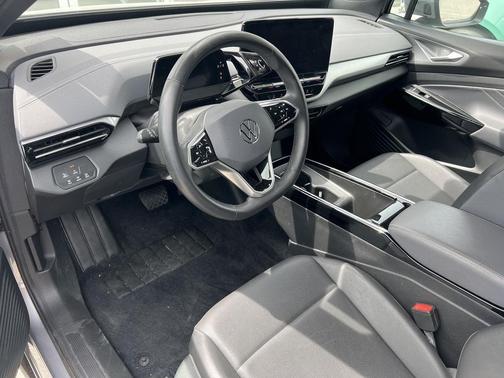 Silver Mist Metallic 2023 Volkswagen ID.4 AWD Pro S