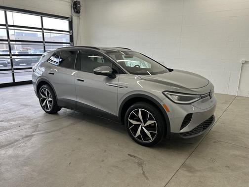 Silver Mist Metallic 2023 Volkswagen ID.4 AWD Pro S