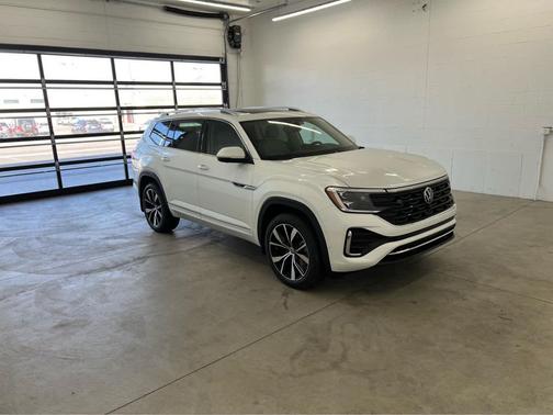 2026 Volkswagen Atlas 2.0T SEL Premium R-Line 4MOTION