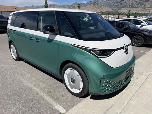 Mahi Green 2025 Volkswagen ID. Buzz 1st Edition