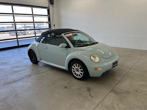 2005 Volkswagen New Beetle GL