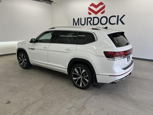Opal White Pearl 2026 Volkswagen Atlas 2.0T SEL Premium R-Line 4MOTION