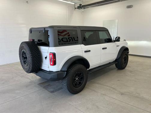 Oxford White 2024 Ford Bronco Wildtrak