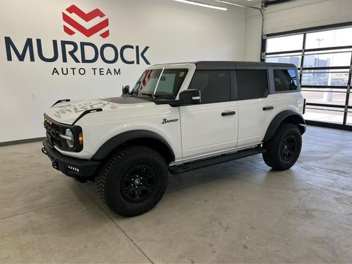 Oxford White 2024 Ford Bronco Wildtrak
