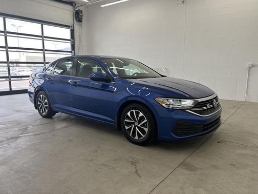 Rising Blue Metallic 2023 Volkswagen Jetta 1.5T S
