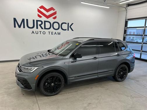 2022 Volkswagen Tiguan 2.0T SE R-Line Black 4MOTION