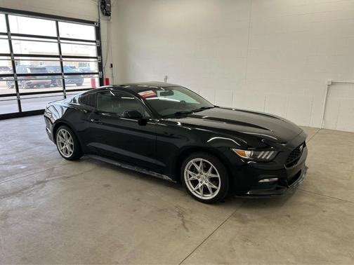Black 2015 Ford Mustang V6