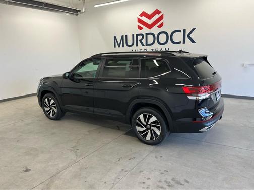 2026 Volkswagen Atlas 2.0T SE w/Technology 4MOTION