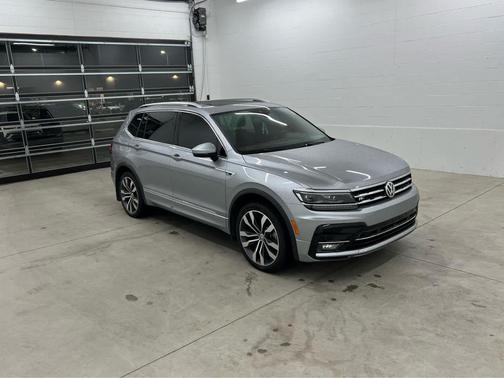 2021 Volkswagen Tiguan 2.0T SEL R-Line 4MOTION