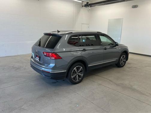 2024 Volkswagen Tiguan 2.0T Wolfsburg Edition