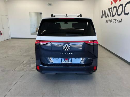 2025 Volkswagen ID. Buzz Pro S Plus