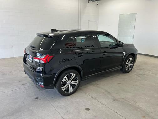2024 Mitsubishi Outlander Sport SE