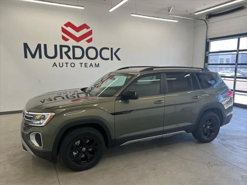 2025 Volkswagen Atlas 2.0T Peak Edition