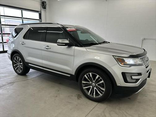 2017 Ford Explorer Platinum