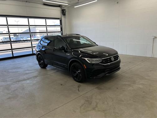 2024 Volkswagen Tiguan 2.0T SE R-Line Black 4MOTION