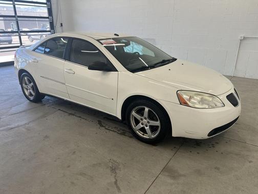 Ivory White 2008 Pontiac G6 Base