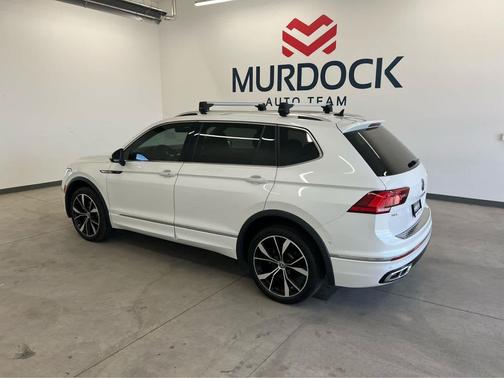 Oryx White Pearl 2022 Volkswagen Tiguan 2.0T SEL R-Line 4MOTION