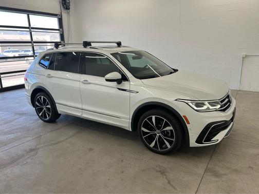 2022 Volkswagen Tiguan 2.0T SEL R-Line 4MOTION