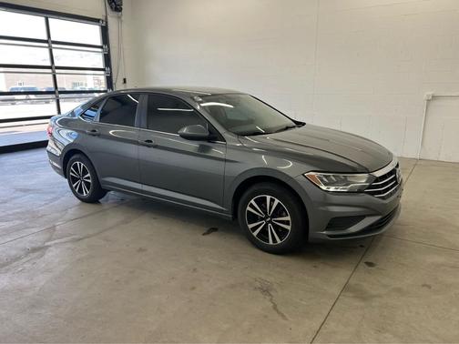 Platinum Gray Metallic 2019 Volkswagen Jetta 1.4T S