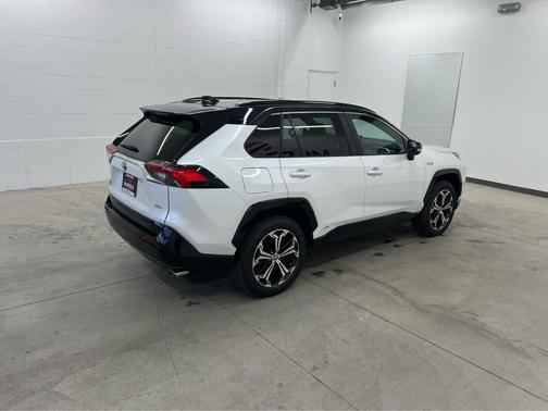 2023 Toyota RAV4 Prime XSE