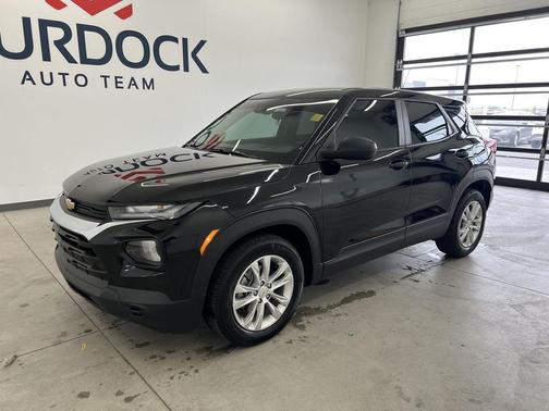 Mosaic Black Metallic 2022 Chevrolet Trailblazer LS