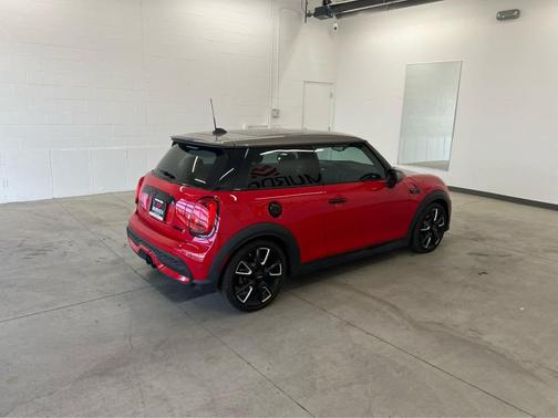 2022 MINI Hardtop Cooper S