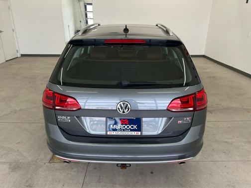 2017 Volkswagen Golf Alltrack TSI SE