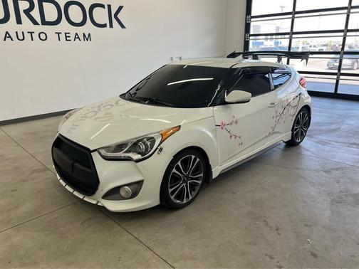 Elite White 2016 Hyundai Veloster Turbo