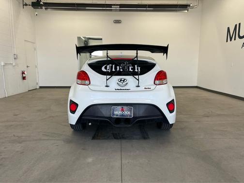 Elite White 2016 Hyundai Veloster Turbo