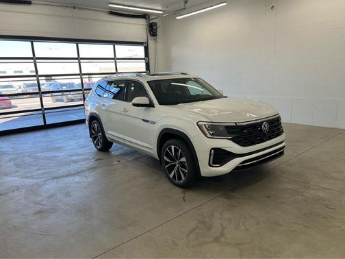 2026 Volkswagen Atlas 2.0T SEL Premium R-Line 4MOTION