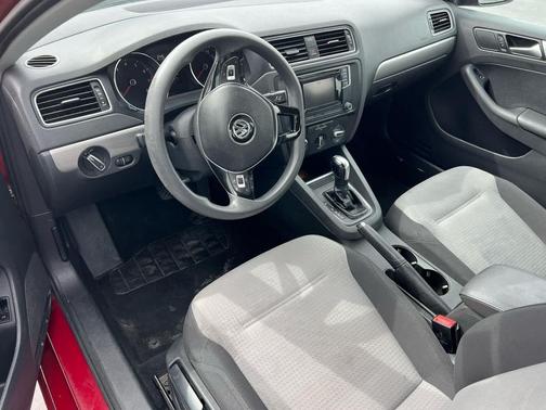 Cardinal Red Metallic 2018 Volkswagen Jetta 1.4T S