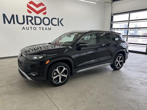deep black pearl 2026 Volkswagen Tiguan 2.0T SE