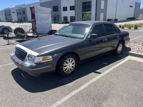 Black Clearcoat 2005 Ford Crown Victoria LX